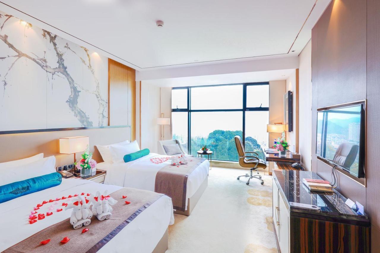 Argyle Grand Hotel Xingyi  Εξωτερικό φωτογραφία