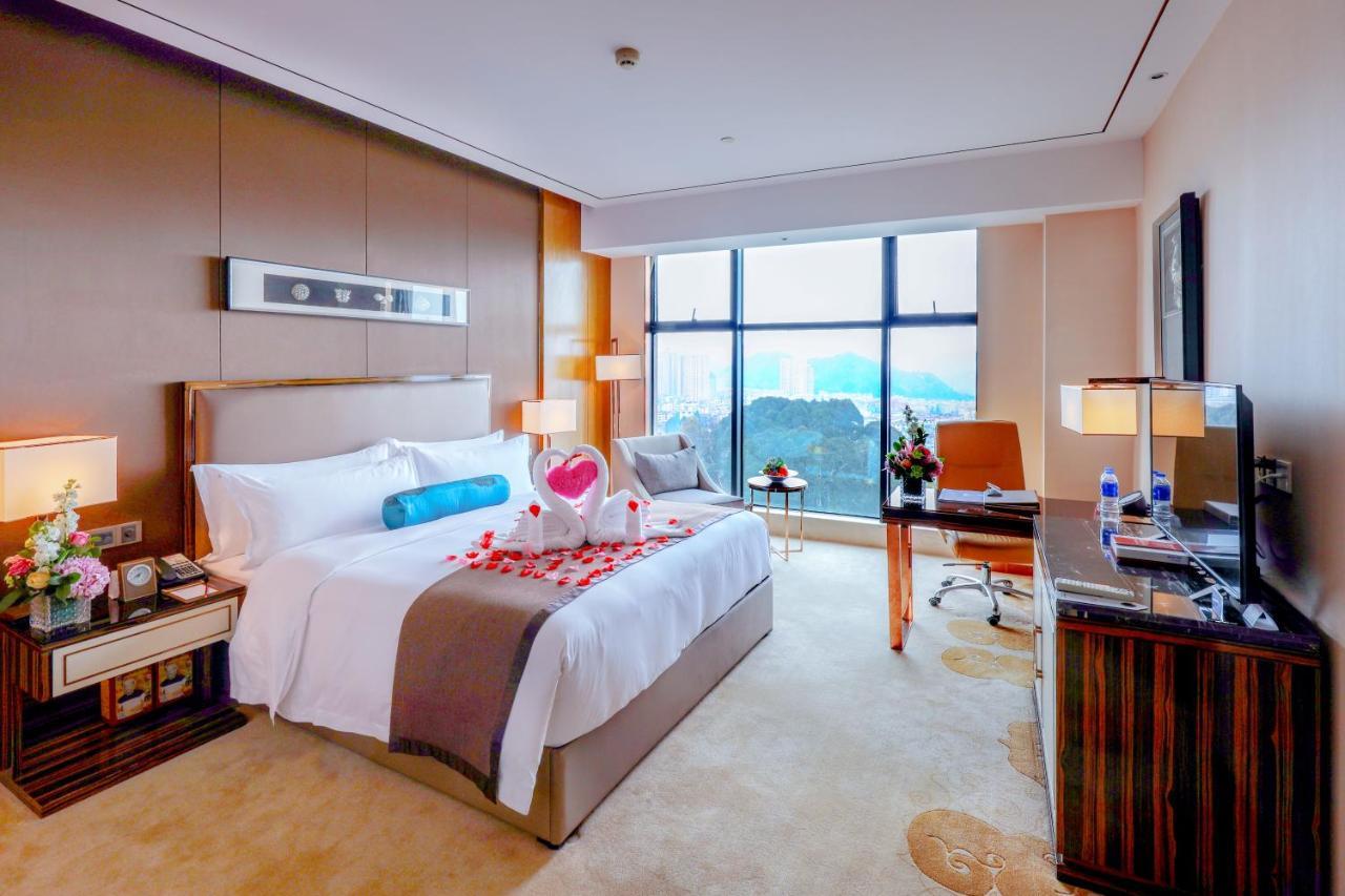 Argyle Grand Hotel Xingyi  Εξωτερικό φωτογραφία