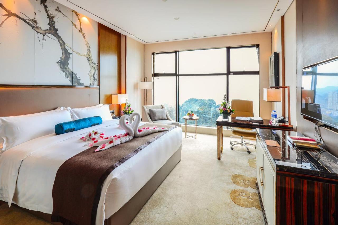 Argyle Grand Hotel Xingyi  Εξωτερικό φωτογραφία