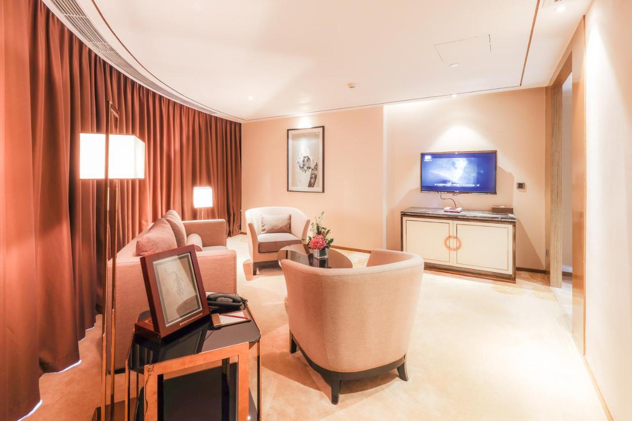 Argyle Grand Hotel Xingyi  Εξωτερικό φωτογραφία