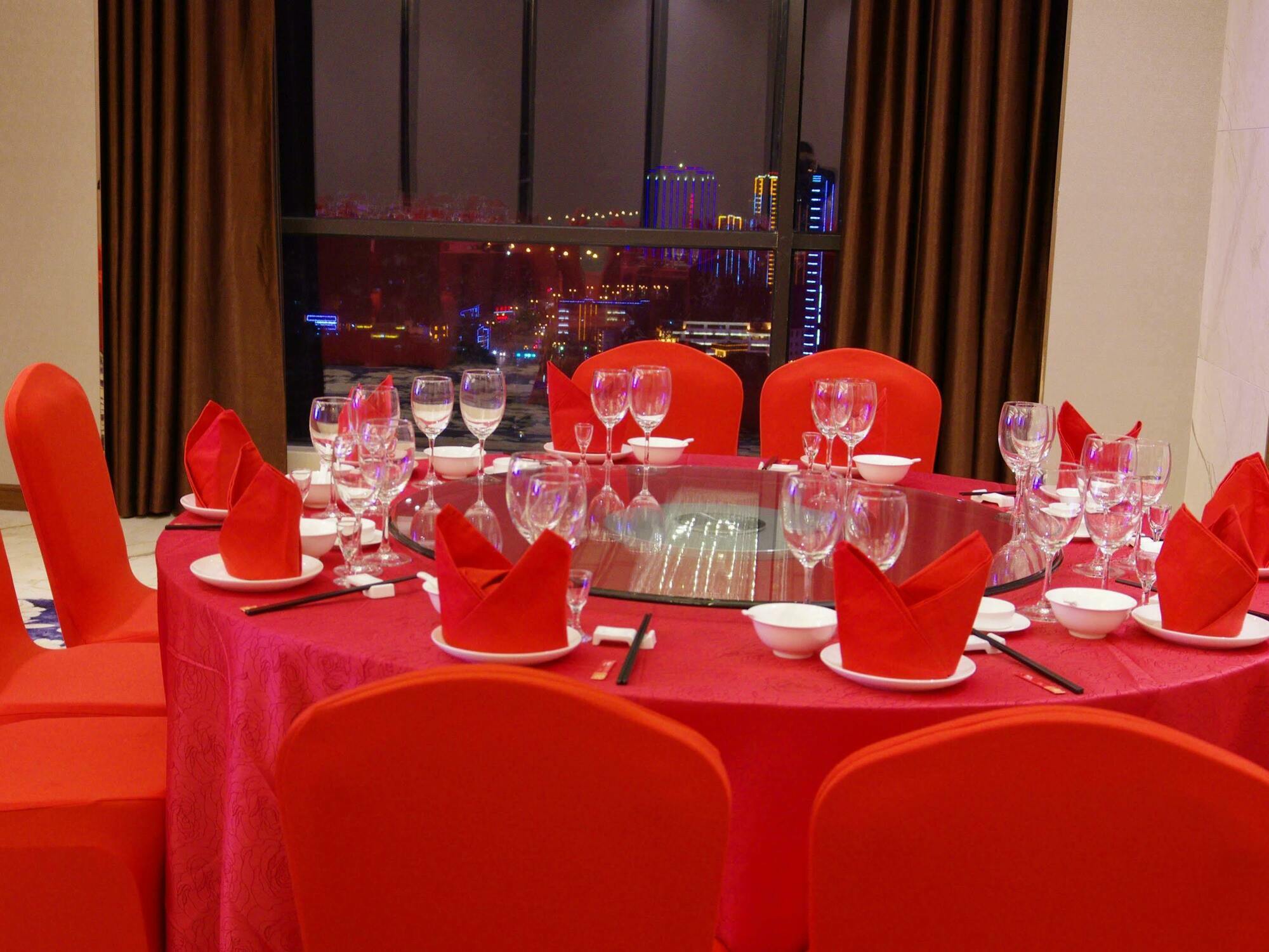 Argyle Grand Hotel Xingyi  Εξωτερικό φωτογραφία