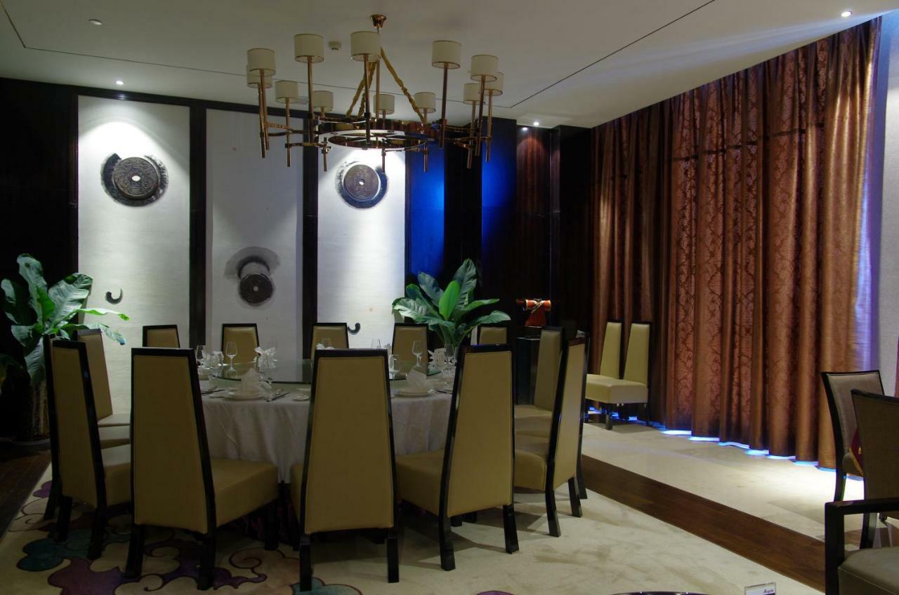 Argyle Grand Hotel Xingyi  Εξωτερικό φωτογραφία